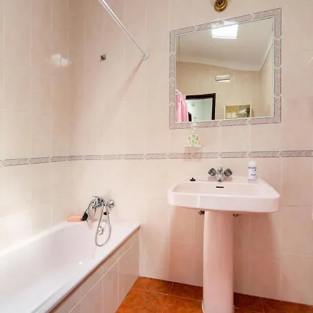 Serradas By Interhome Вау